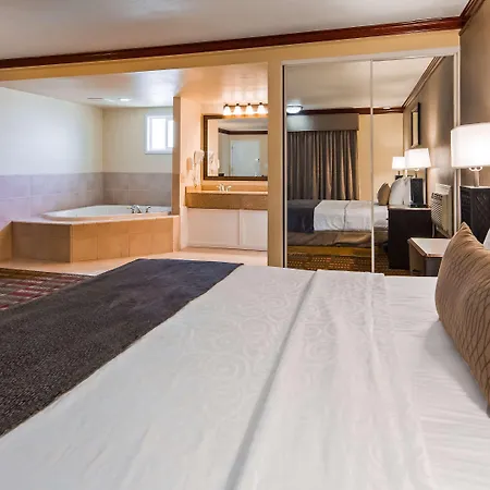 Best Western Garden Villa Inn Roseburg Exterior photo